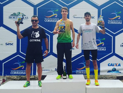 Daniel Zimpel ficou campeão geral dos 3km