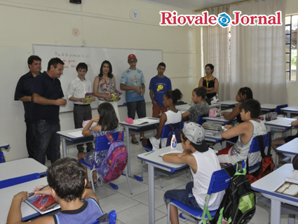 Iniciativa começou com alunos da E.M.E.F. Duque de Caxias