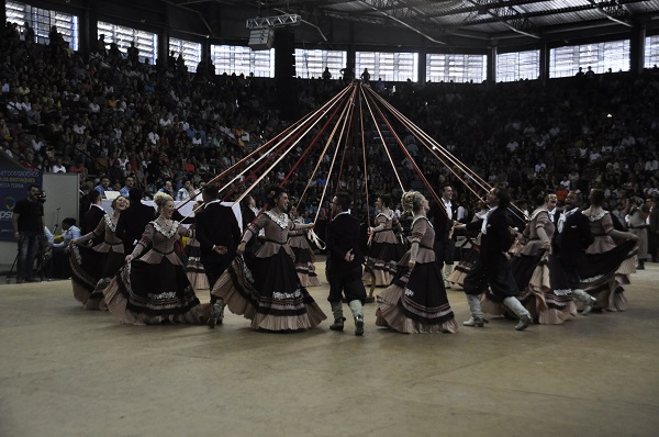 CTG Lanceiros de Santa Cruz que ficou entre os dez finalistas, foi um dos representantes da cidade no evento