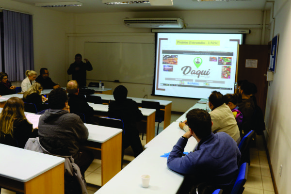 Encontro na PPGR da Unisc debateu a importância do APL de Produção de Alimentos 