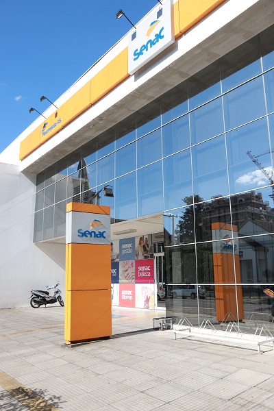 Segunda etapa dos cadastros foi realizada na biblioteca do Senac