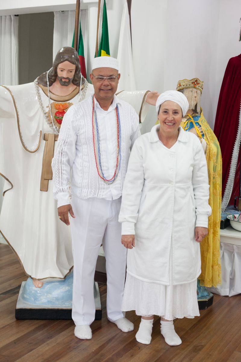 Pai Antônio e Mãe Lourdes realizam neste sábado sessão de umbanda em homenagem ao Pai Ogum das Matas e a Mãe Nanã