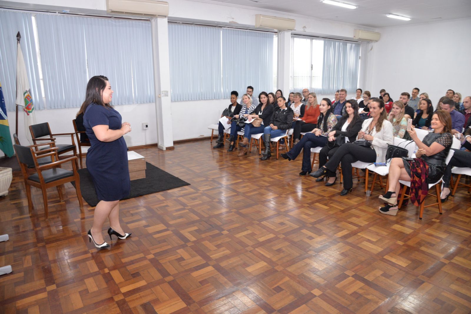 Consultora Debora Bertolazzi foi a palestrante do encontro, realizado na ACI