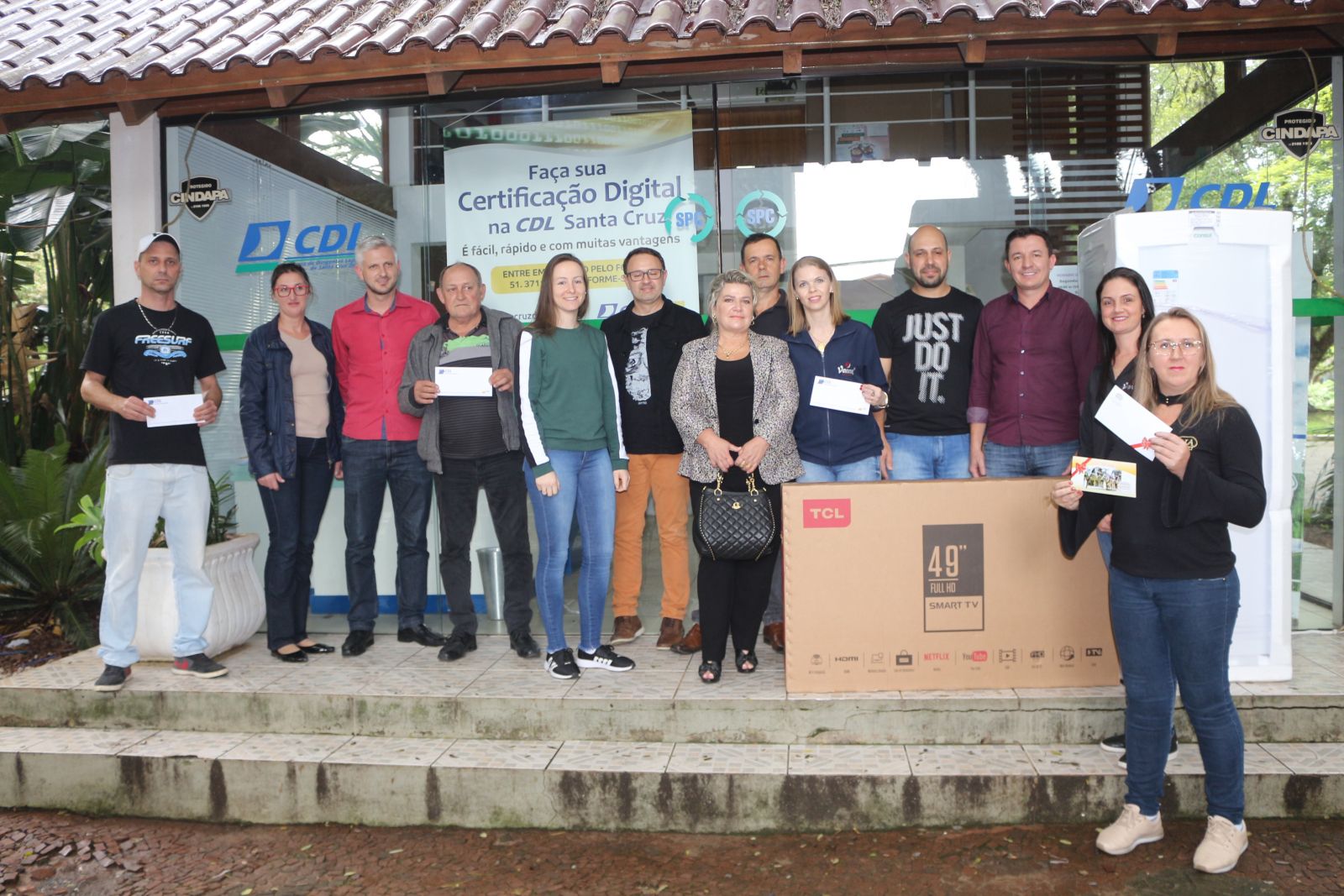 Vencedores do segundo sorteio da Campanha CDL Presente com Você 