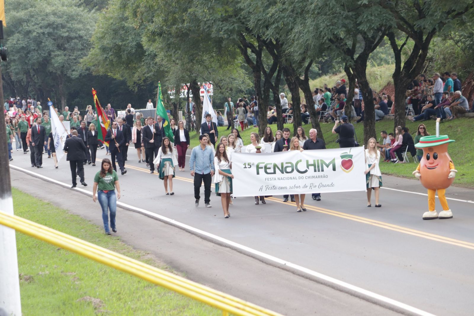 Momentos marcantes do primeiro dia da Fenachim