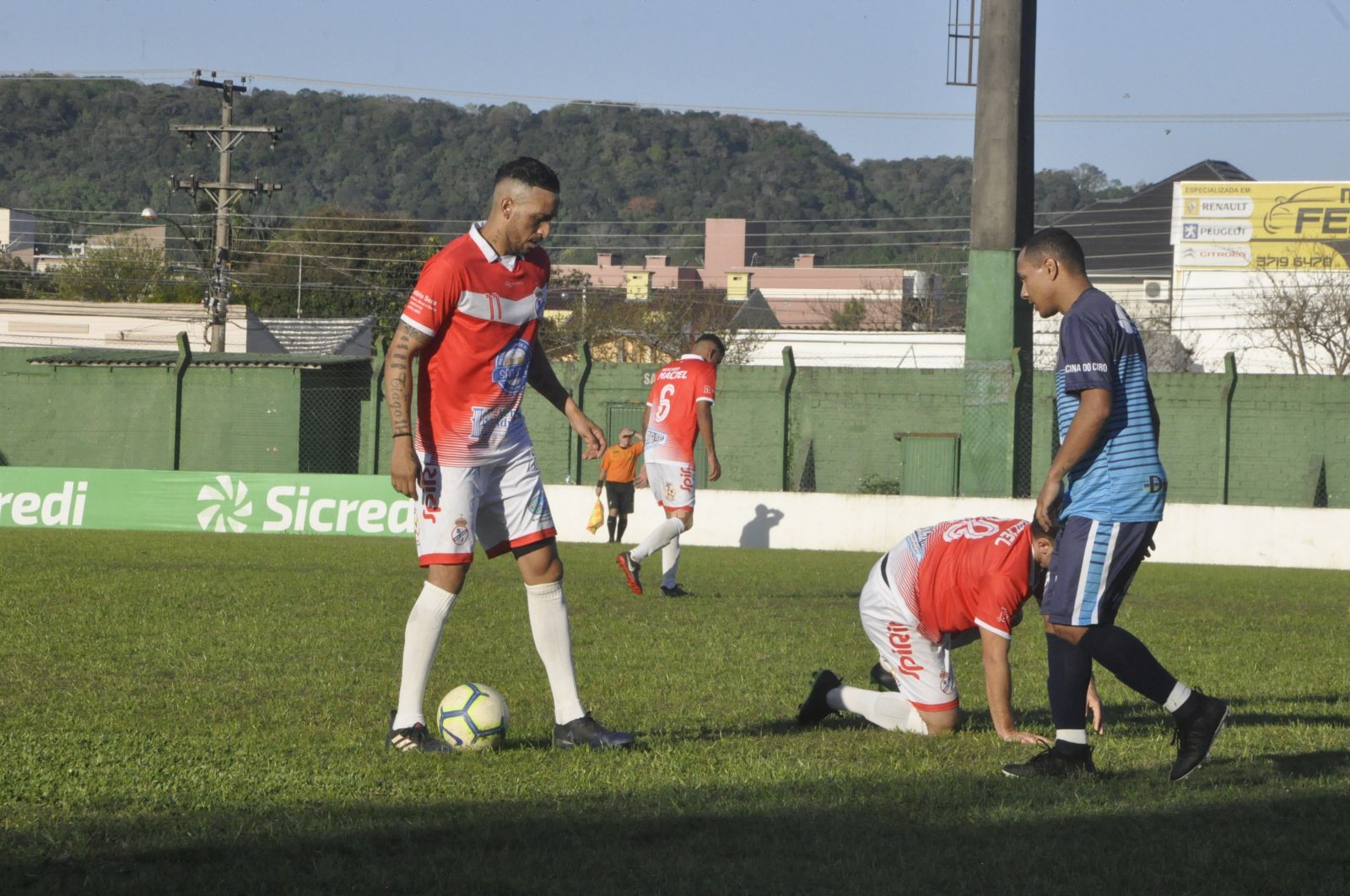 Bom Jesus do Alejandro (esquerda) joga domingo nos Eucaliptos