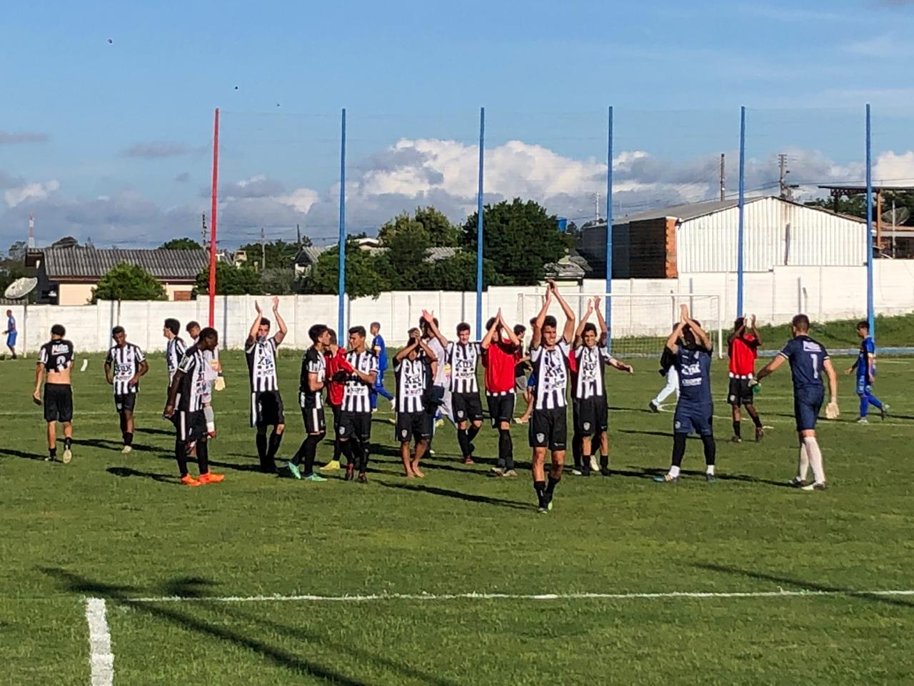 Garotada do Galo decide classificação em casa