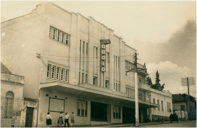 A hist ria dos cinemas de Santa Cruz em livro Riovale Jornal