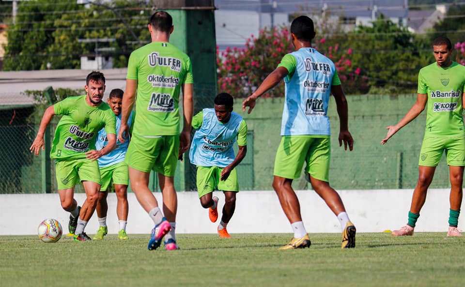 Avenida disputa nesta sexta, 7, o primeiro jogo oficial do ano contra o Igrejinha no Estádio Alberto Carlos Schwingler, em Igrejinha  