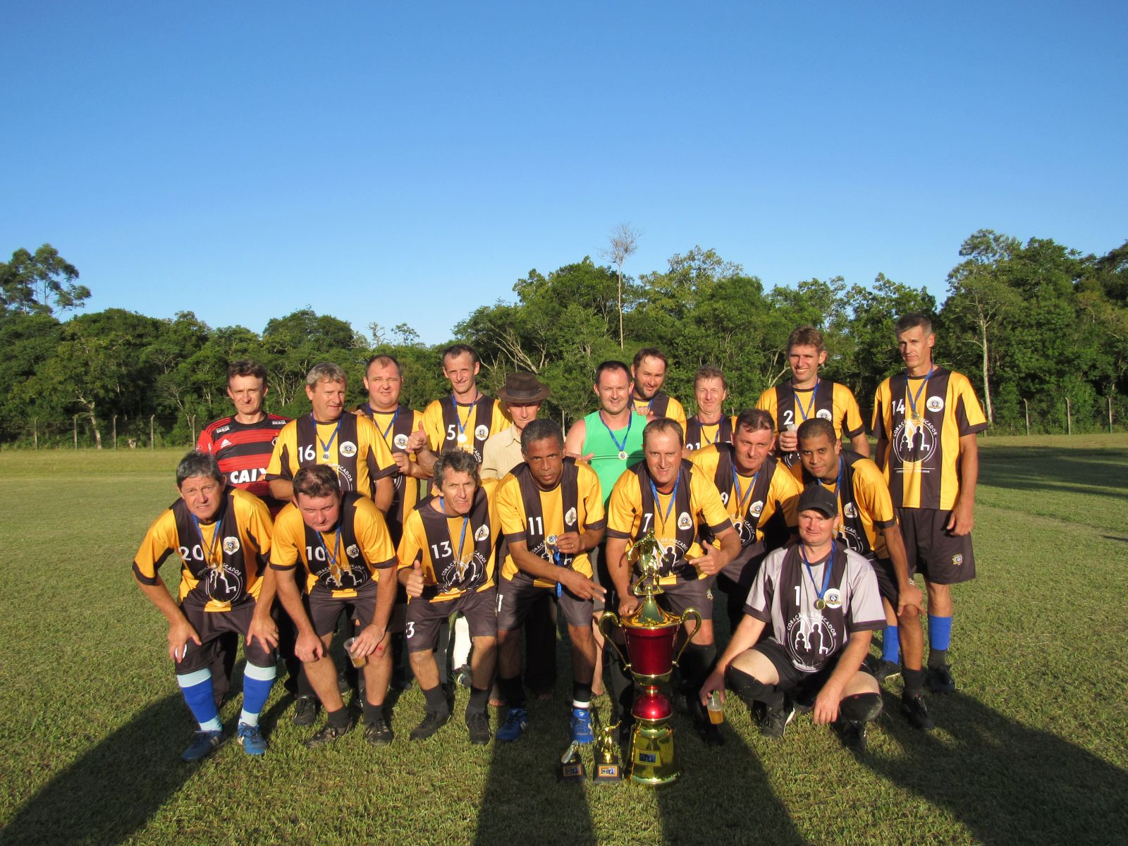 Boa Amizade, de Linha Leonor, foi o campeão nos veteranos da Taça Liga das Colônias