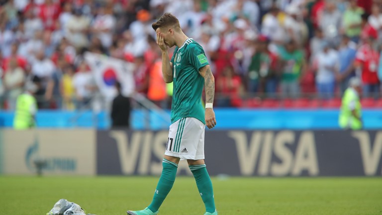 Alemanha (que jogou de camisa verde) perdeu para a Coreia do Sul por 2 a 0