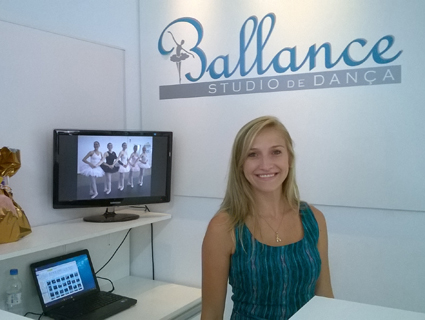 Juliana Barbian Ž bailarina profissional registrada pelo Sated/RS