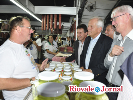 Vice-governador, Cairoli, visitou o pavilhão das agroindústrias