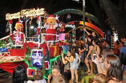 Família Fritz participa do desfile neste sábado  