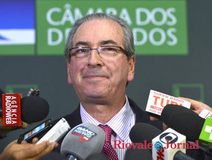 Eduardo Cunha  considerou  absurda  a  liminar  concedida  pelo  ministro  Marco  AurŽlio,  do  STF