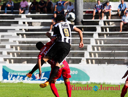 Num jogo acirrado, Galo sofreu mais uma derrota na Divisão de Acesso