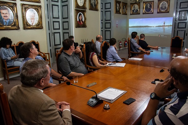 Prefeito Telmo Kirst lançou na tarde desta sexta-feira, 20, edital para contratação dos serviços para realização das obras de infraestrutura do Complexo Lago Dourado