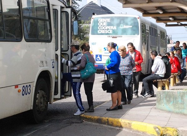 Linhas especiais farão transporte dos candidatos