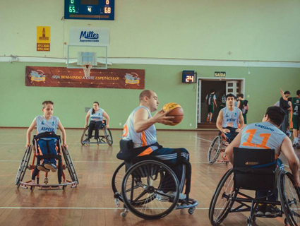 Aspede busca crescer no basquete